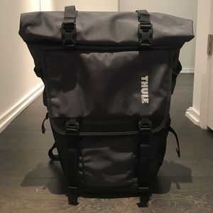 THULE DSLR Camera Travel Bag Backpack