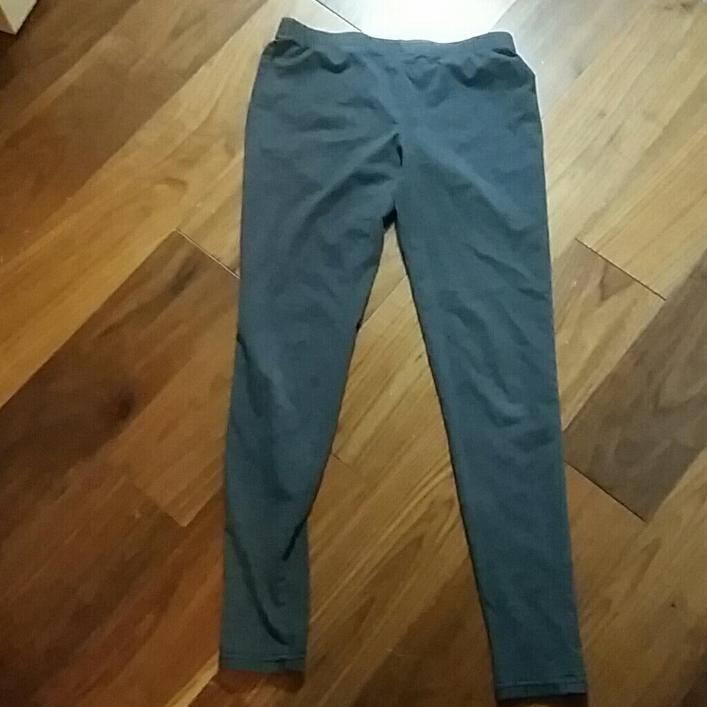 FREE WITH ANY PURCHASE!! Leggings