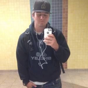 Meet your Posher, Derek