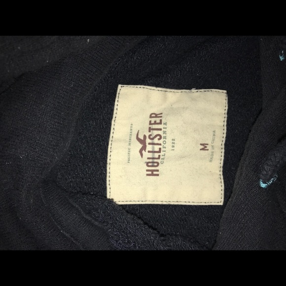 Hollister Hoodie - Picture 2 of 2