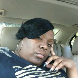 Meet your Posher, Lekendra