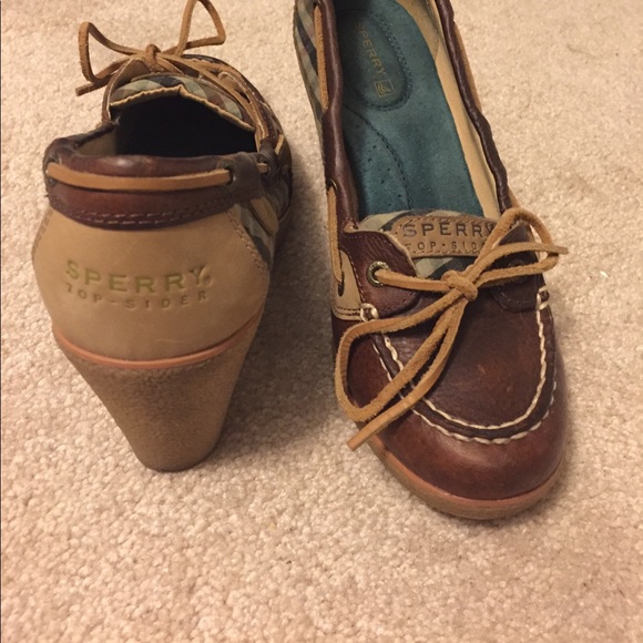 Sperry Wedges - Picture 2 of 4