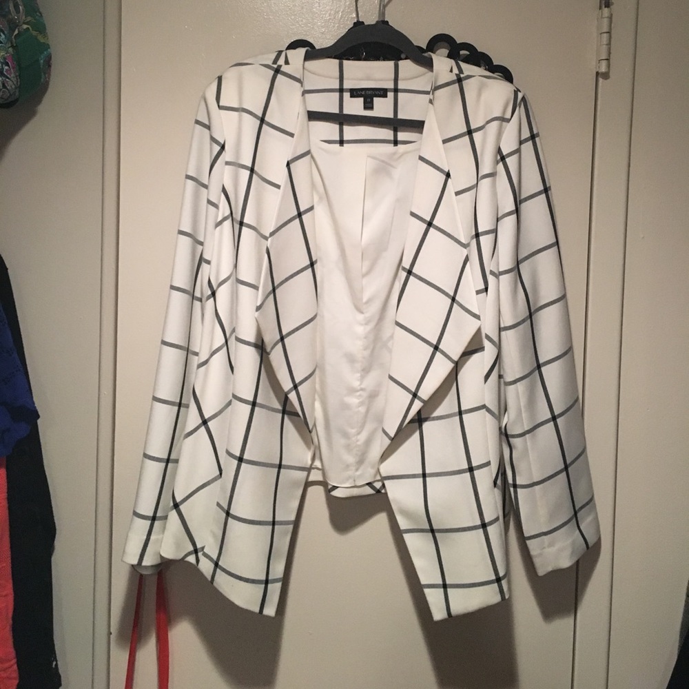 Printed flyaway blazer