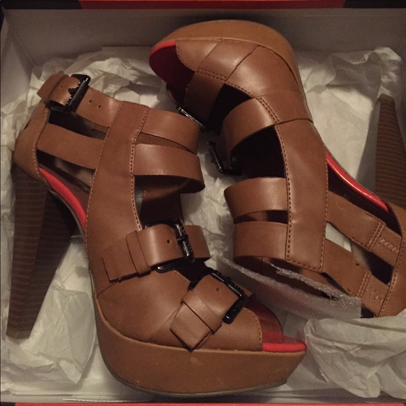 Guess Heel Open-Toe Shoes - Picture 2 of 4