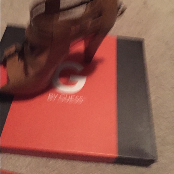 Guess Heel Open-Toe Shoes - Picture 3 of 4
