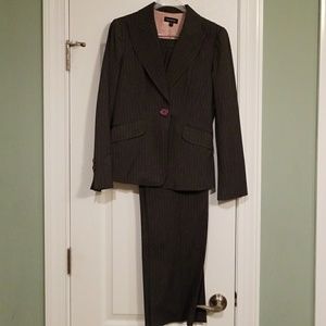 Women's Bebe business suit
