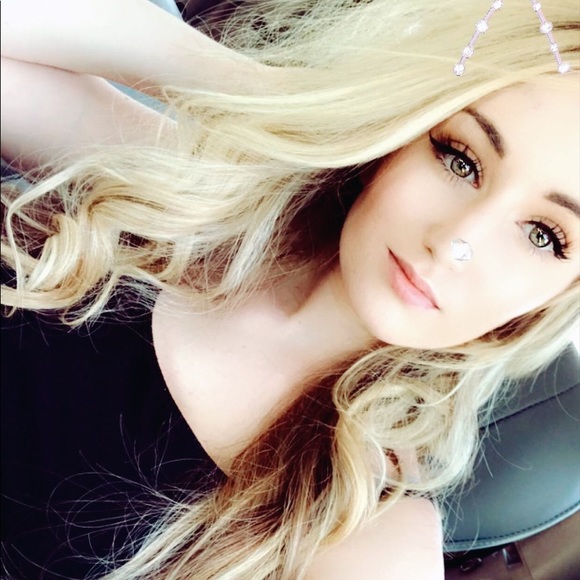 Meet your Posher, Madelyn - Picture 7 of 8