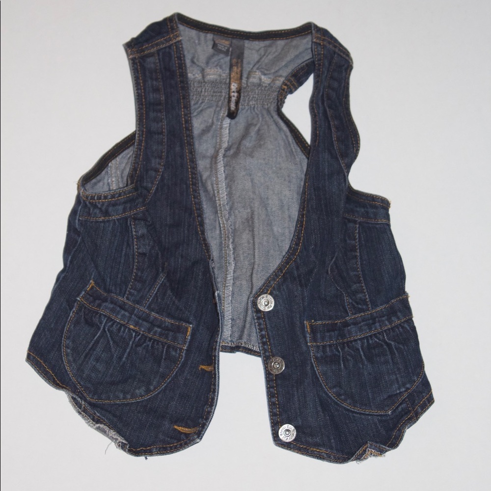 Love culture vest