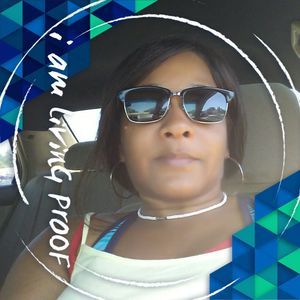 Meet your Posher, Lesley