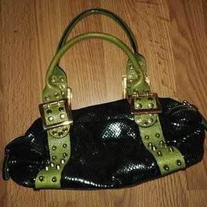Be and D green snake skin small bag