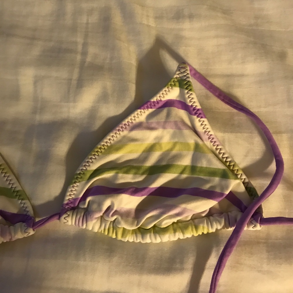 Cute string bikini top - Picture 2 of 3