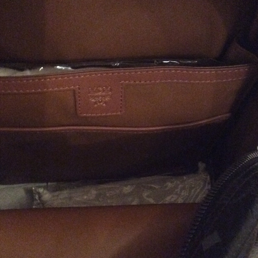 Authentic MCM unisex bag(Small) - Picture 5 of 6