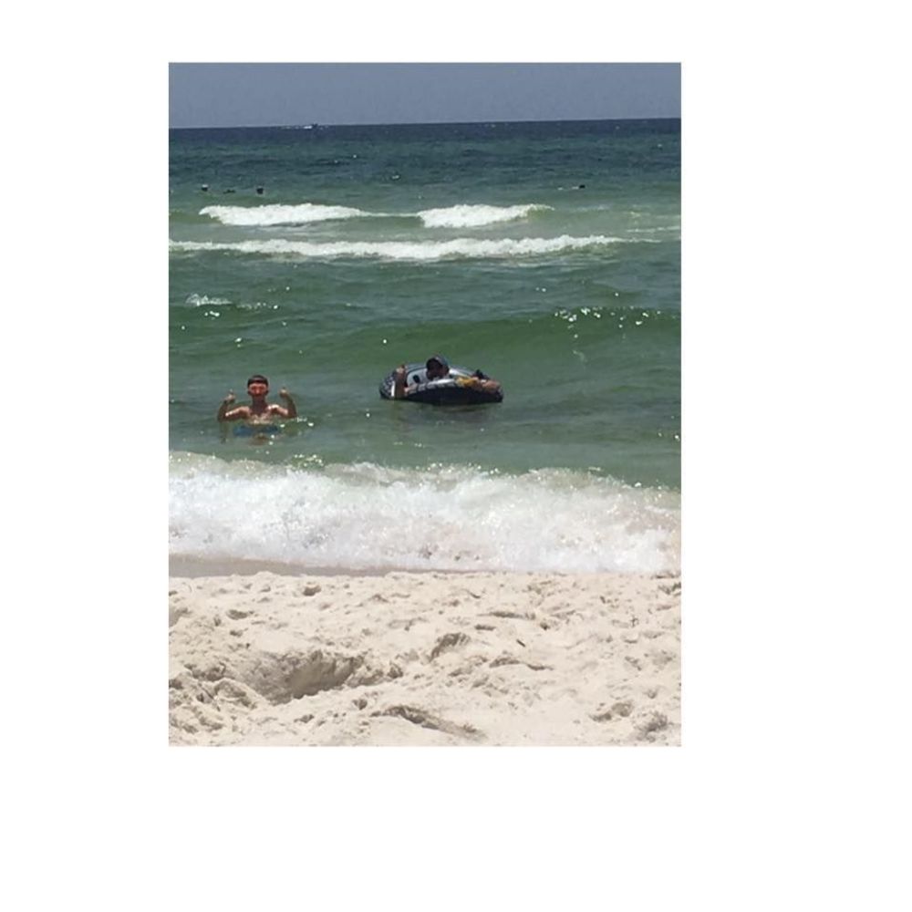 Meet your Posher, Sandy