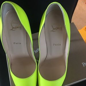 Christian Louboutin (Red Bottoms)