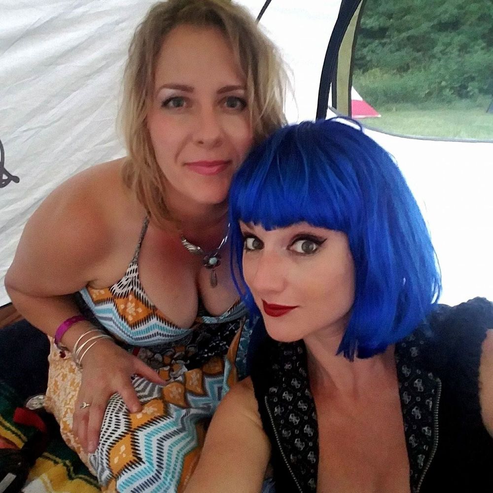 Meet your Posher, Kasi