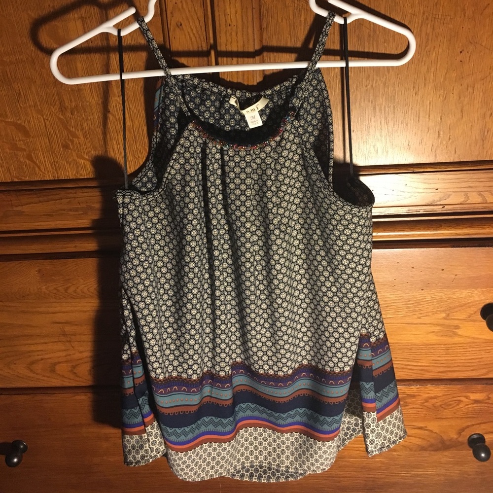 Tank top with fun pattern and neck detailing