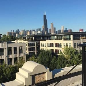 Meet your Posher, Dominique