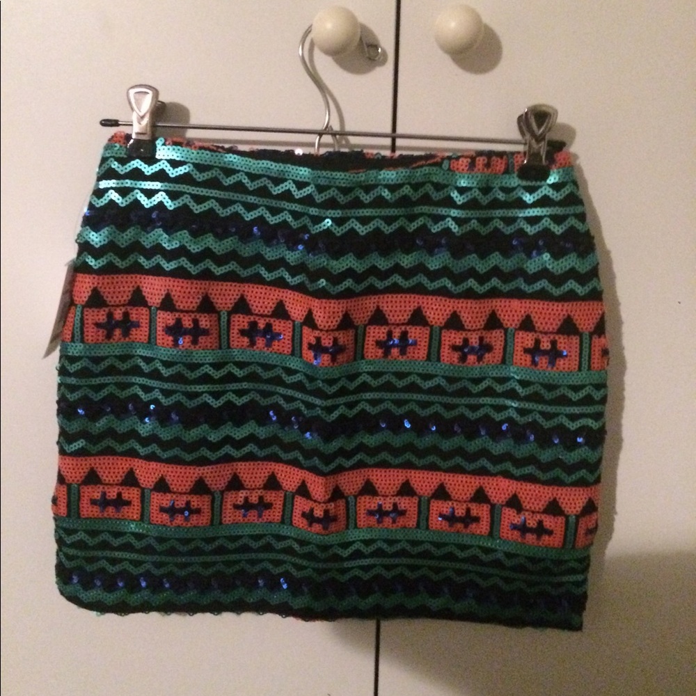 Sequin skirt, size s brand new