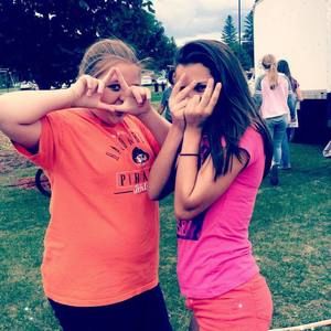 Meet your Posher, Alyssa