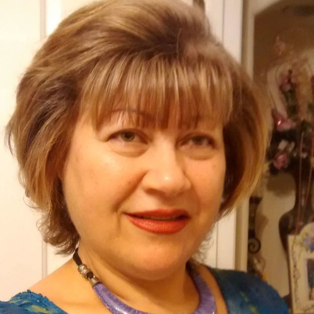 Meet your Posher, Hania