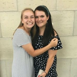 Meet your Posher, Brooke