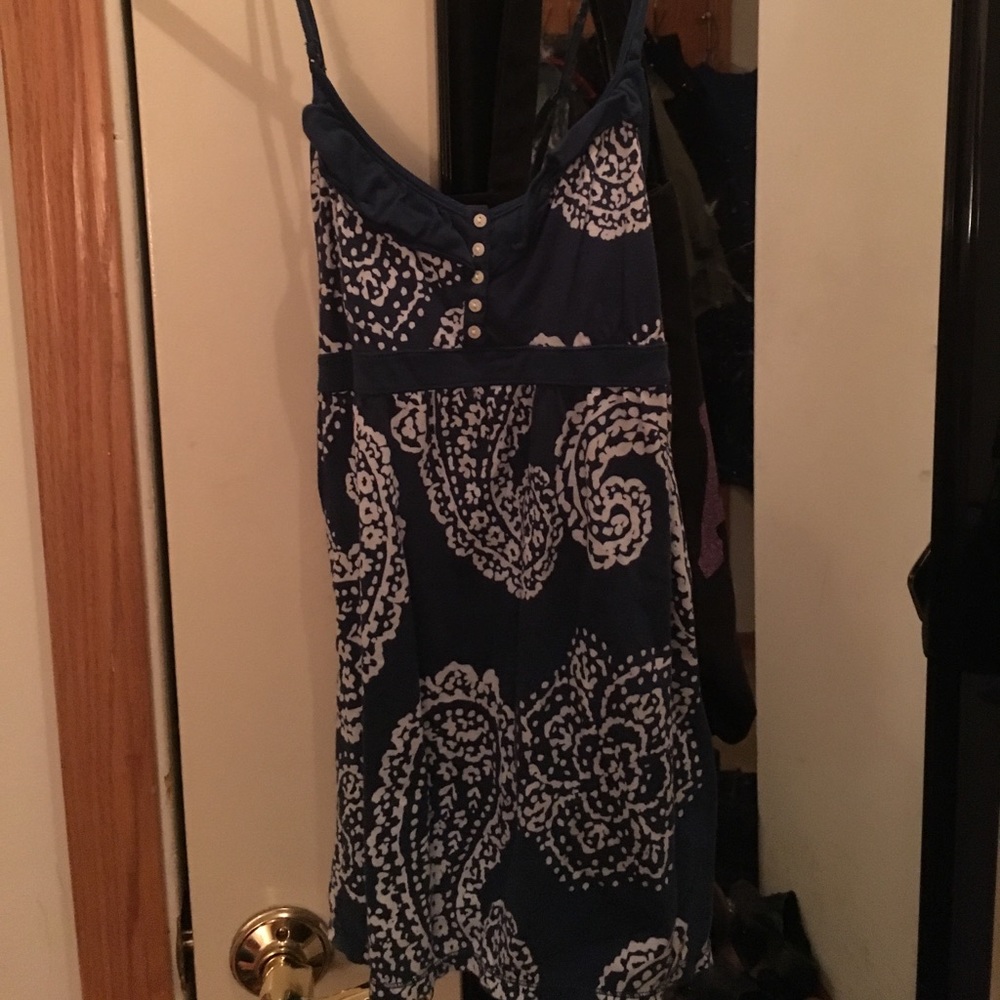 Blue tank top. Paisley design