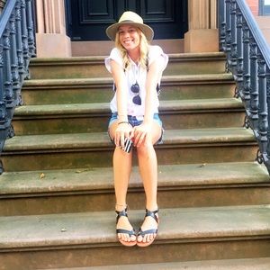 Meet your Posher, Abby