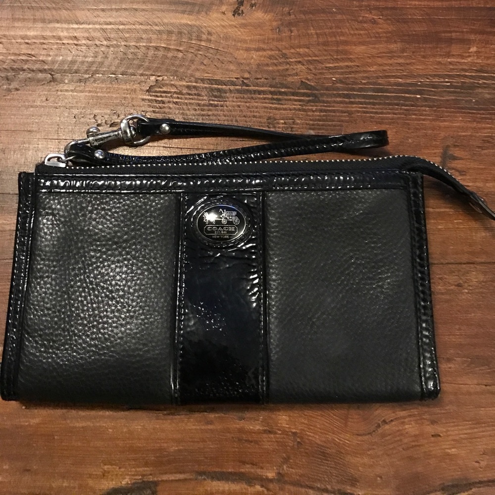 Coach leather wristlet