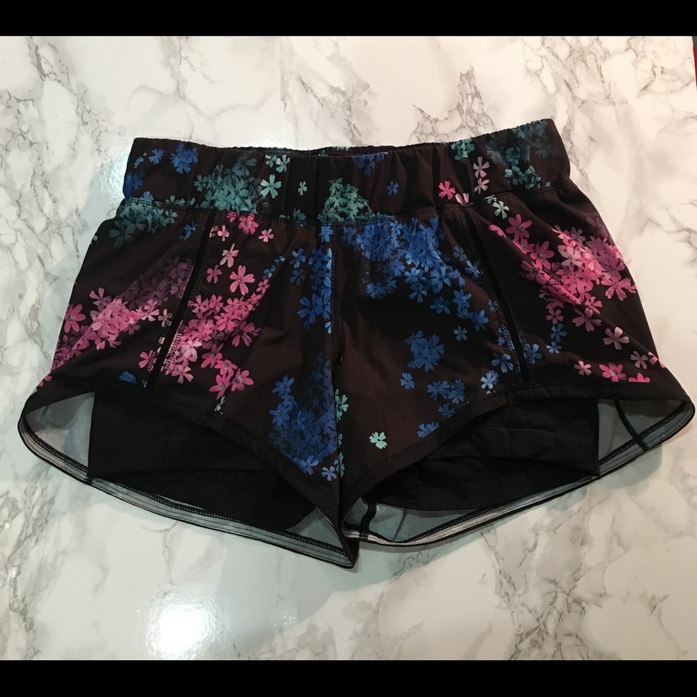 Lululemon In A Flash Short - petal pop multi