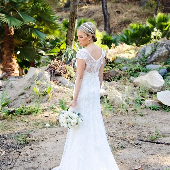 Wedding Dress! - Picture 4 of 6