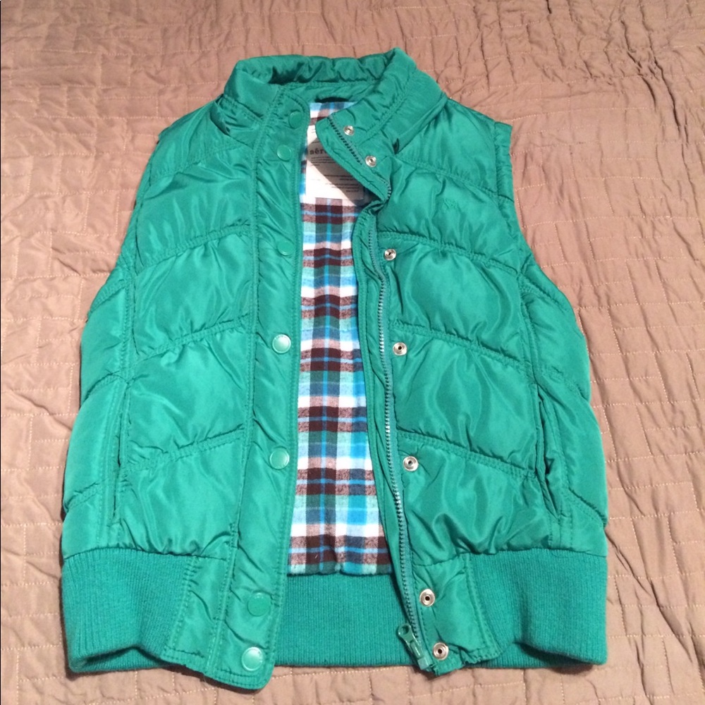 Aeropostale puffy vest!