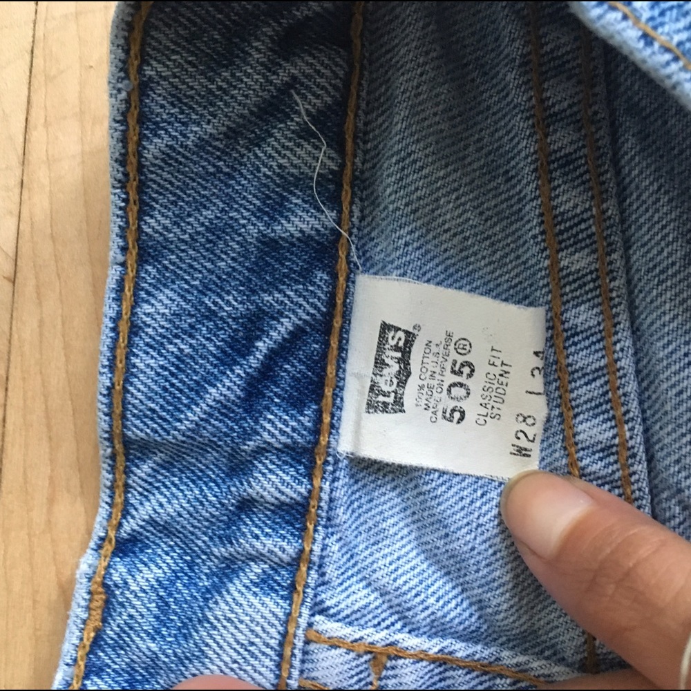Vintage 505 Light wash Levi's jeans size 25-26 - Picture 3 of 4