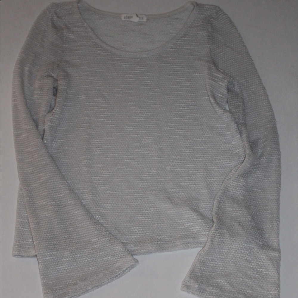 Aeropostal bell long sleeve knitted shirt