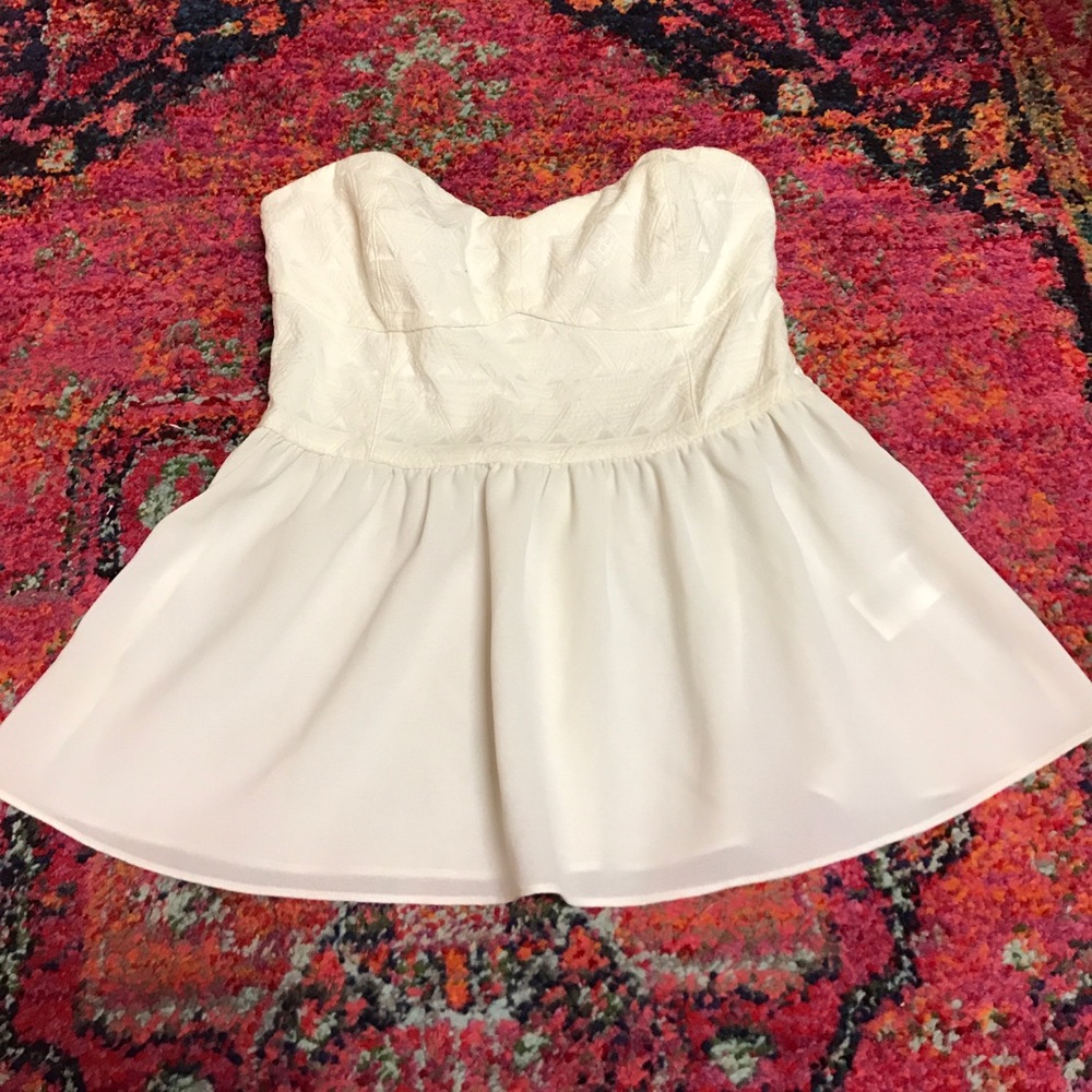 White sweet heart strapless top