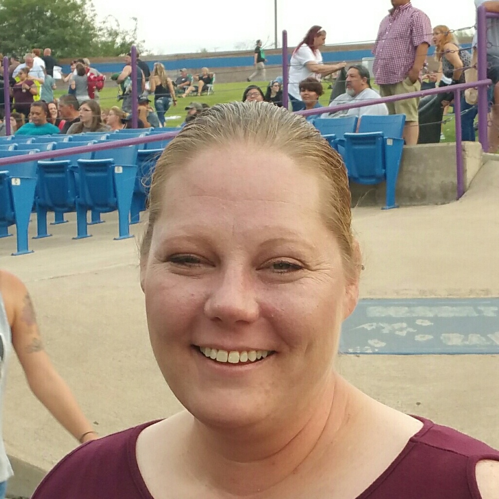 Meet your Posher, Holly