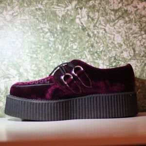 TUK Red Velvet Creepers