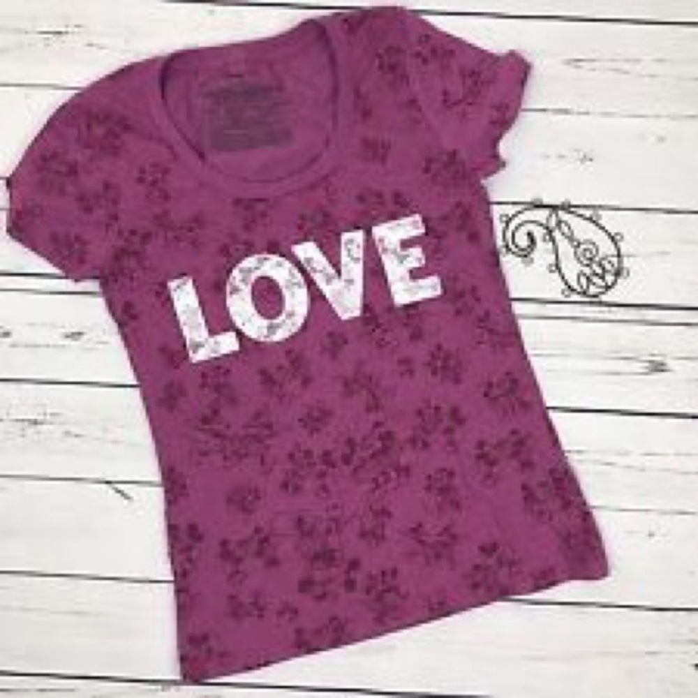 💜Disney LOVE 💜 T-shirt
