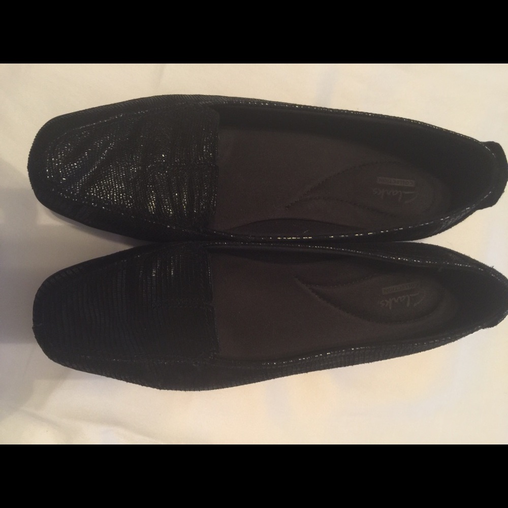 Black leather clarks loafers