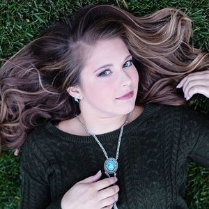 Meet your Posher, Alana