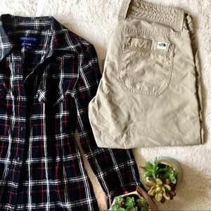 *BEST OFFER TAKES IT*Cropped Northface Pants