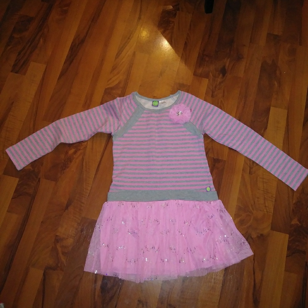 Cute 'short dress' to wear with leggings NWOT