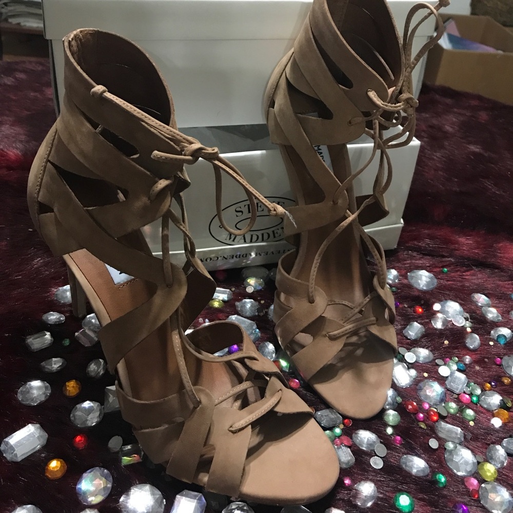 BRAND NEW w/original packaging 💋STEVE MADDEN