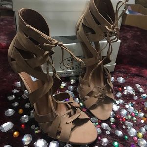 BRAND NEW w/original packaging 💋STEVE MADDEN