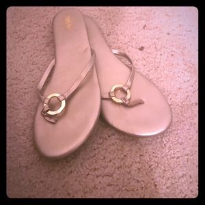 Gold flip flops super cute and comfy