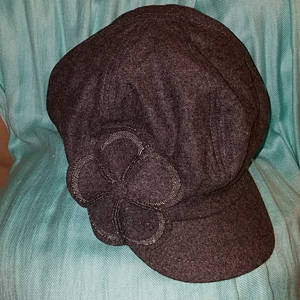 Hat - Picture 2 of 4