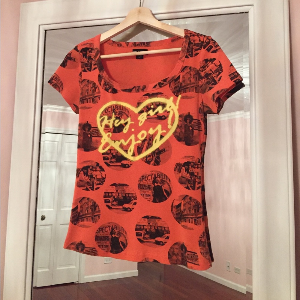 T-shirt