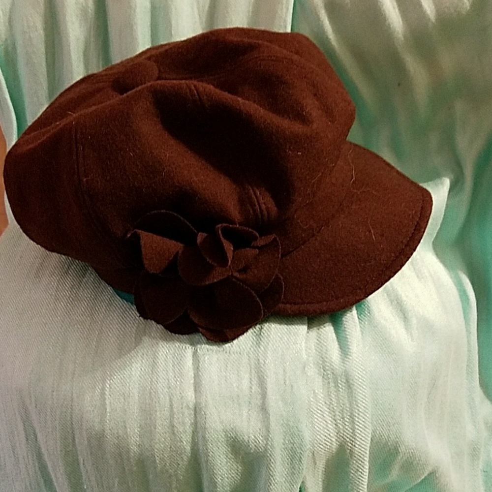 Hat - Picture 3 of 3