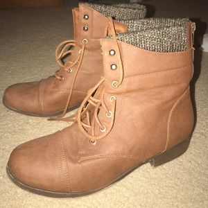 must go combat boots