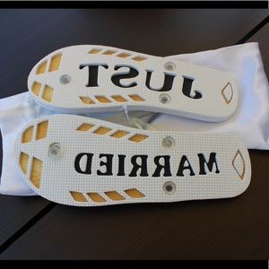 NWT Just Married Flip Flops