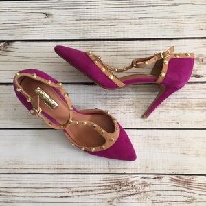 Halogen Studded Pumps